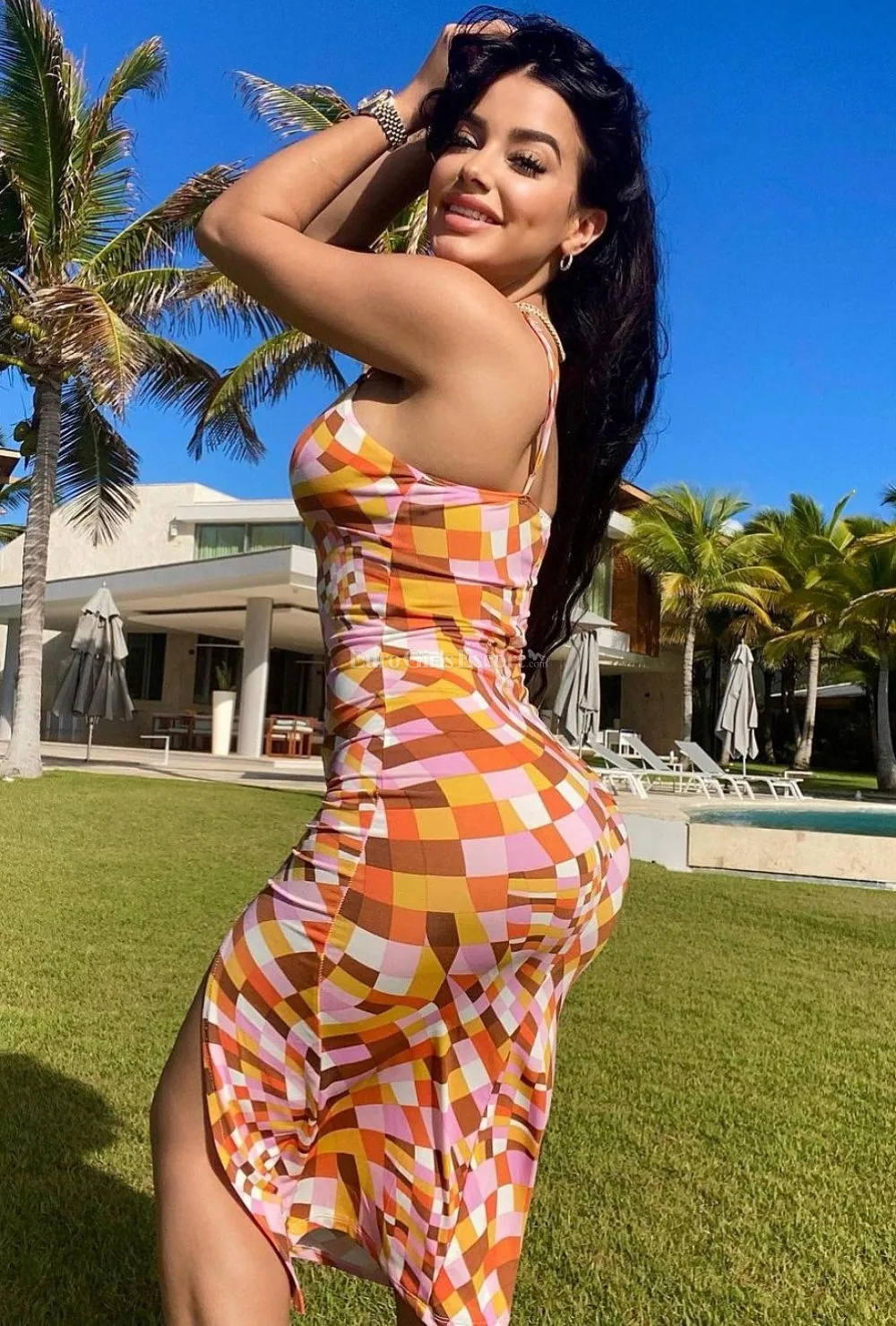 Linda - Escort London