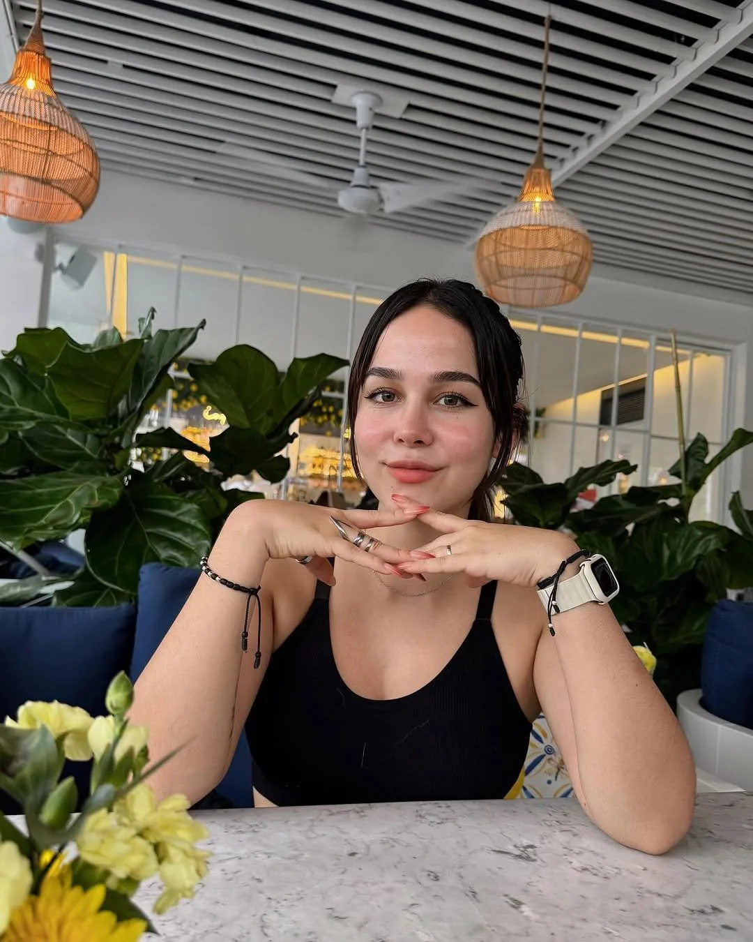 Sasha Hevyn - Escort London