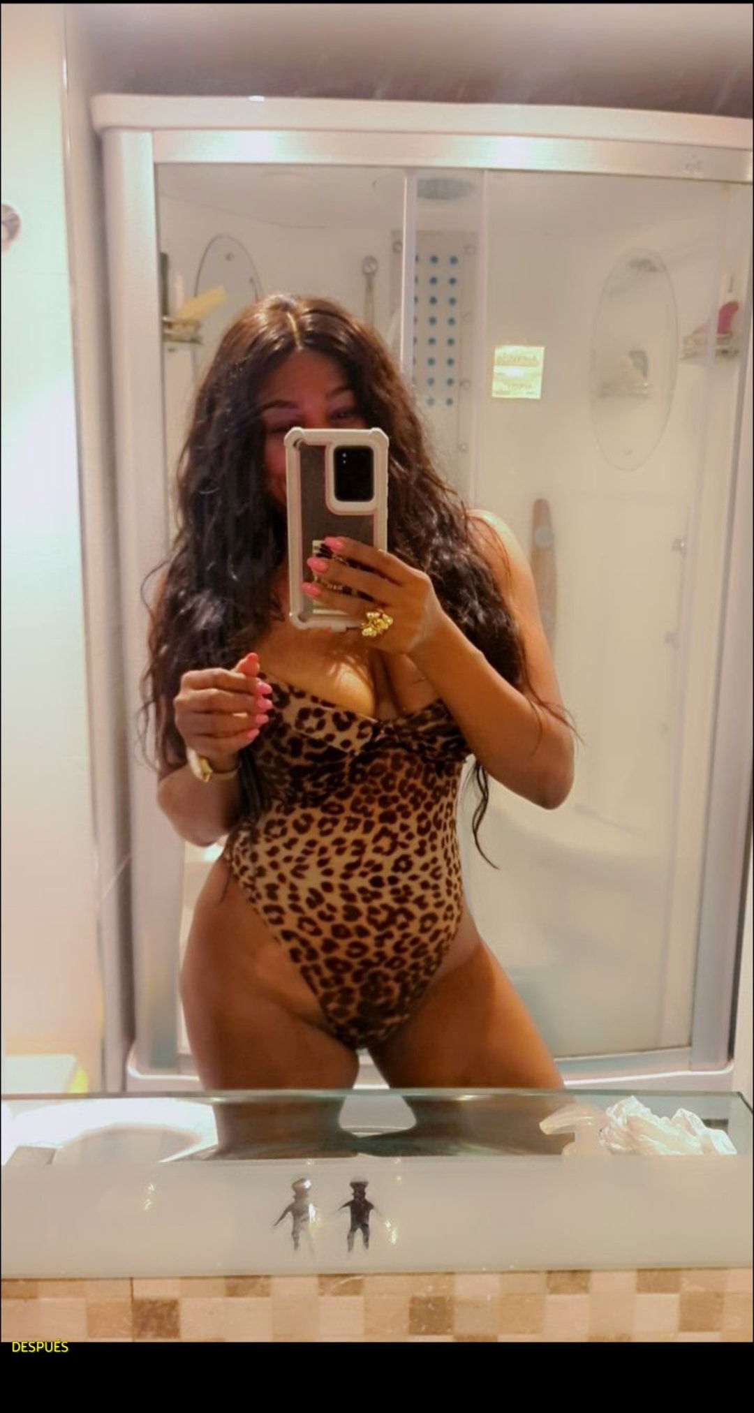 Mia - London High Class Escort